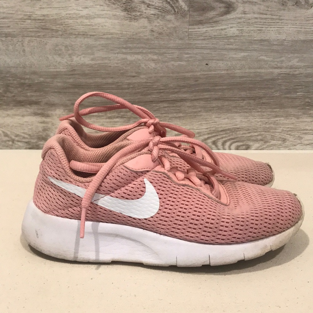 Nike Girls Shoes